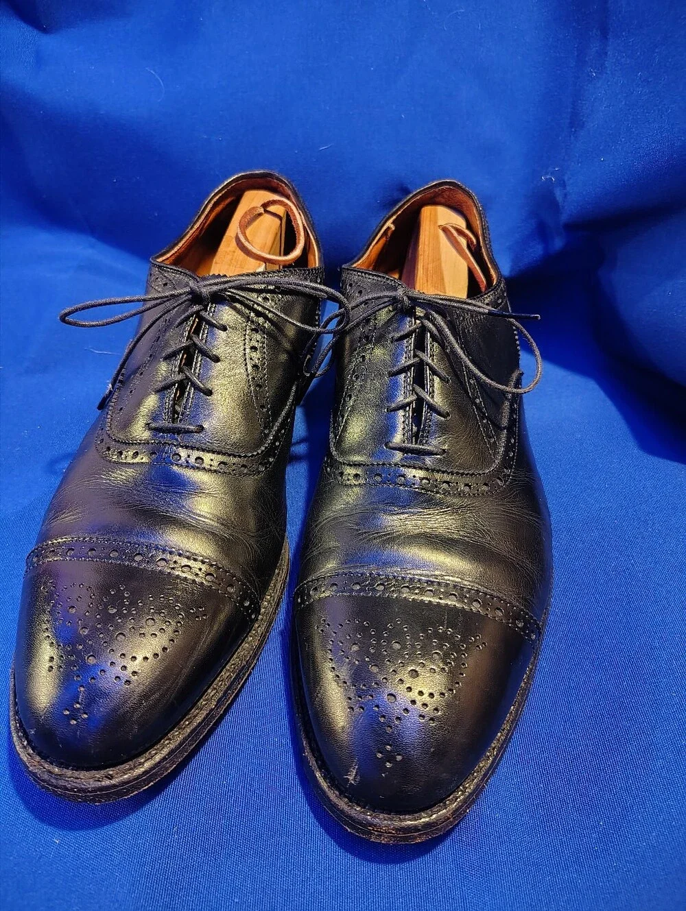 Alden 909 medallion